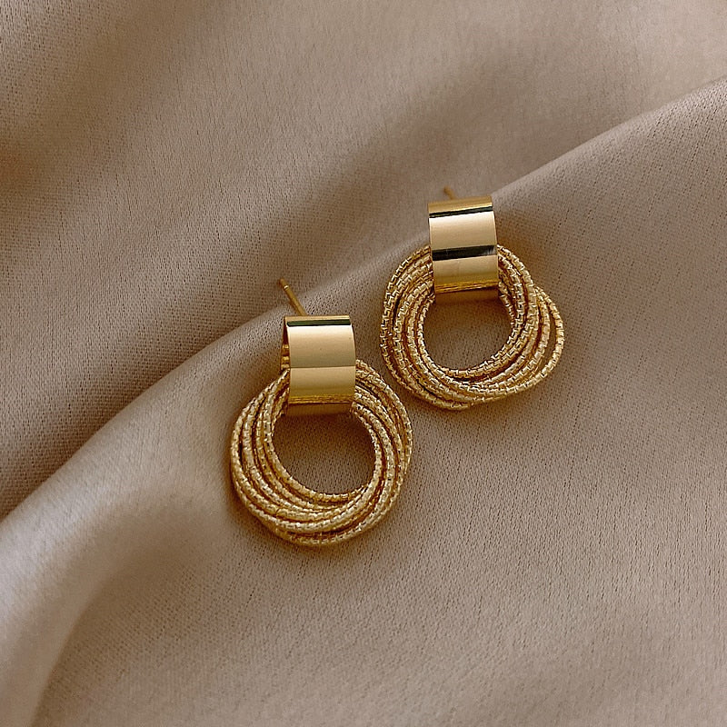 Retro Metallic Gold Color Multiple Small Circle Pendant Earrings