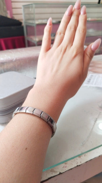 Unisex Stainless Steel Bracelet – 9mm Silver Link Elastic Band, Simple Trendy Charm Jewelry for Daily Wear & Parties