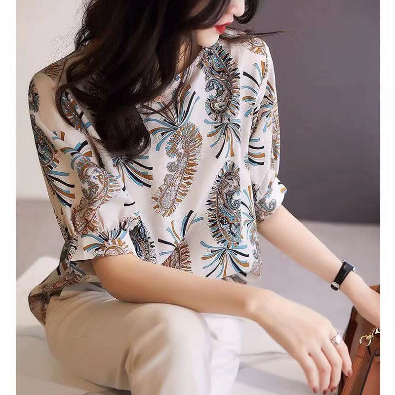 Lady Casual Half Lantern Sleeve O-Neck Flower Printed Shirt