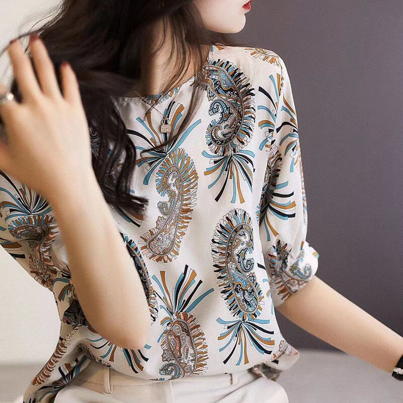 Lady Casual Half Lantern Sleeve O-Neck Flower Printed Shirt