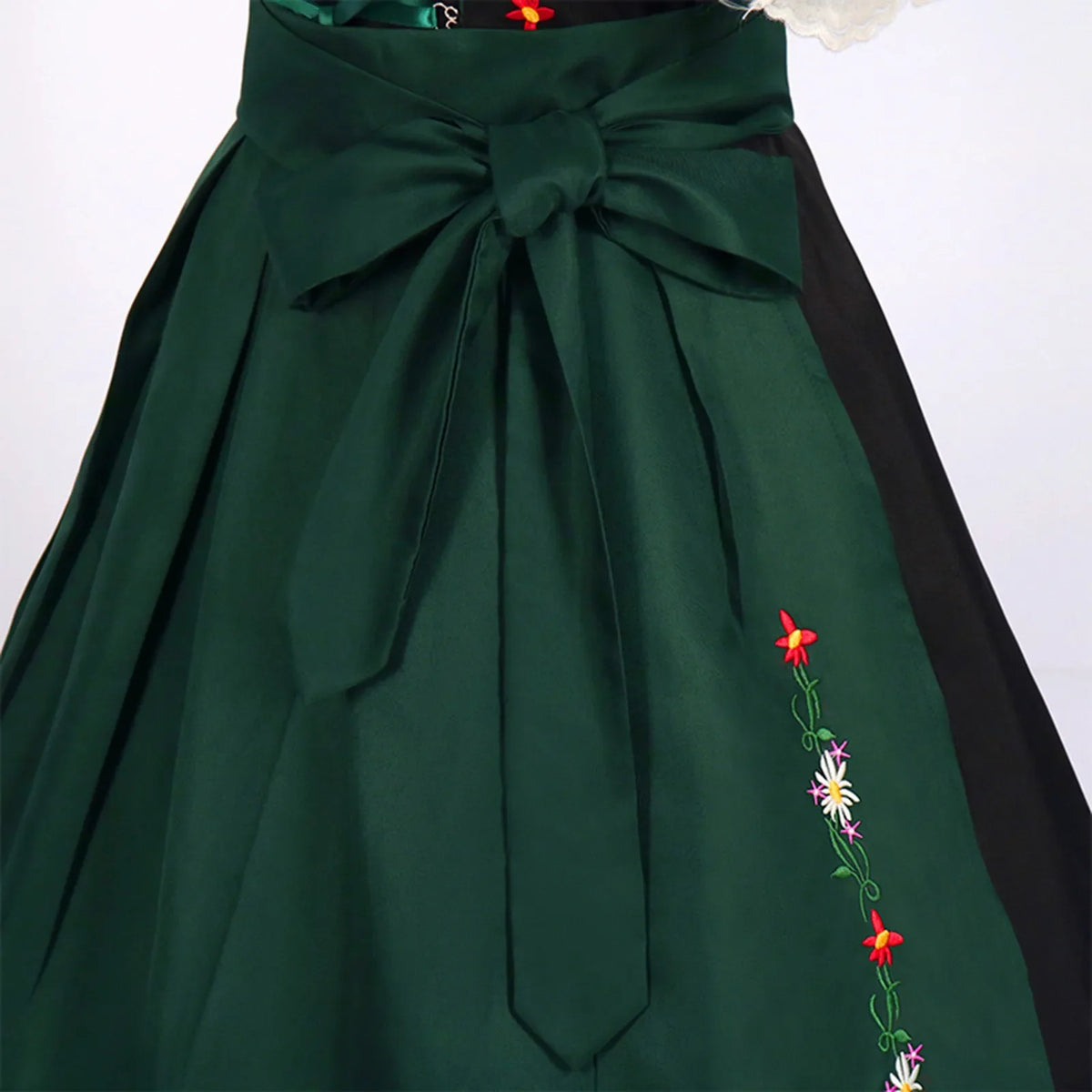 Women's Black & Green Dirndl Dress Traditional Bavarian Oktoberfest Women's Black & Green Dirndl Dress Traditional Bavarian Oktoberfest