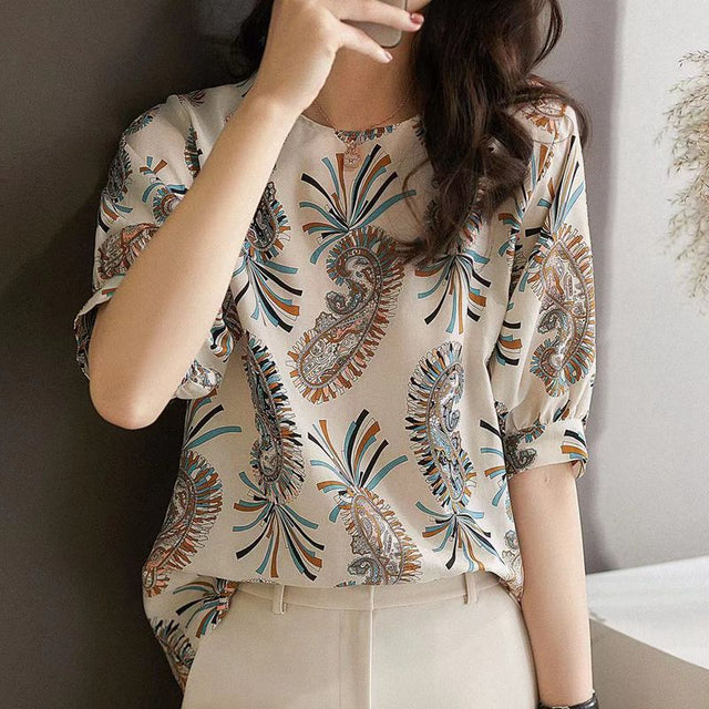 Lady Casual Half Lantern Sleeve O-Neck Flower Printed Shirt