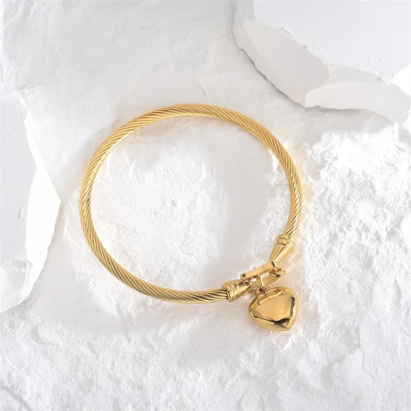 Titanium Steel 18K Gold Plated Heart Charm Bracelet – Simple Elegant Cable Bangle for Women Daily Wear
