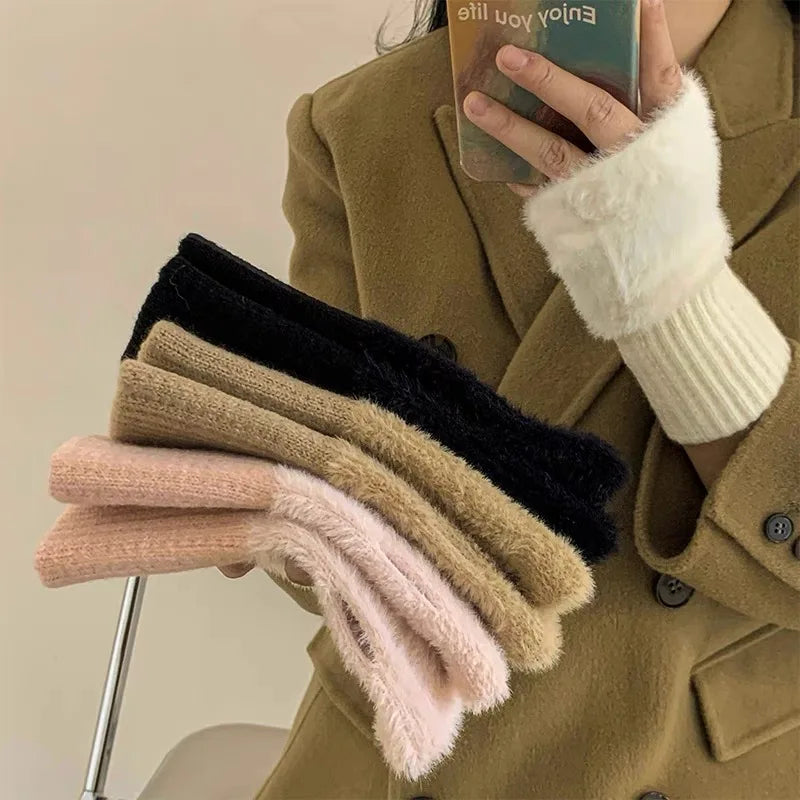 Soft Plush Winter Fingerless Gloves – White Knitted Wrist Warmers