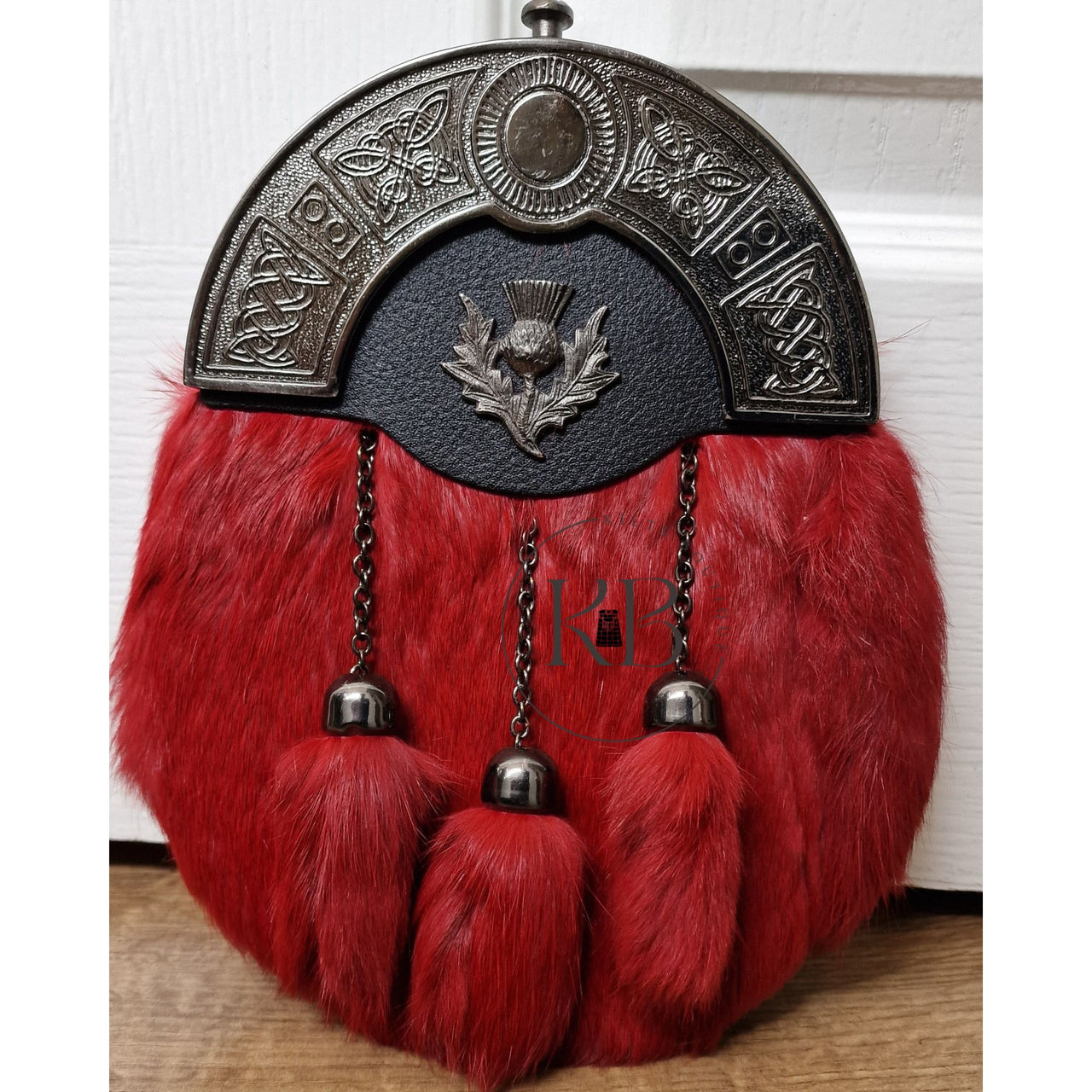 Antique Scottish Thistle & Highland Full Dress Red Rabbit-Fur Thistle Sporran Cantle With 3 Tassels