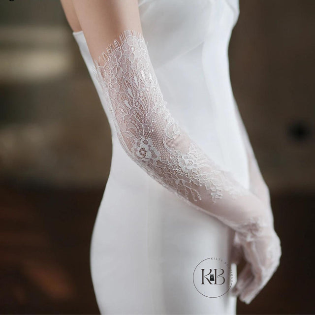 White Bridal Gloves Lace Hollow Tulle Gloves Full Finger Women