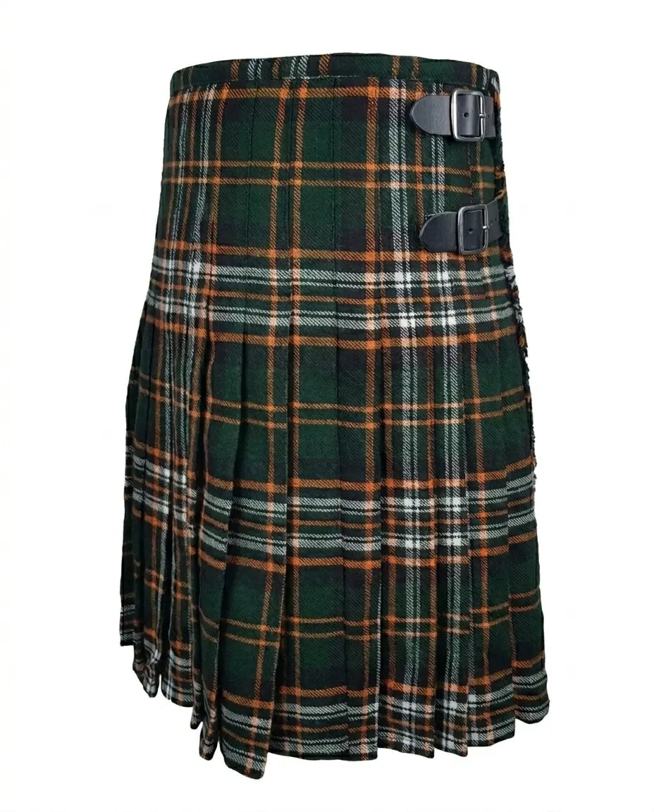 Premium Green Tartan Scottish 8-yard Kilt for Men – Traditional Highland Plaid Kilt with Leather Straps