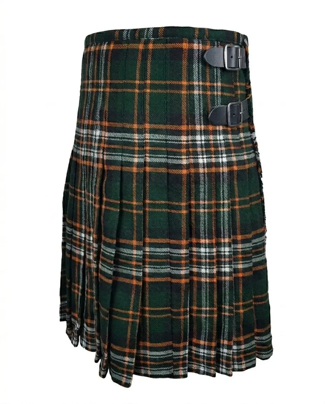 Premium Green Tartan Scottish 8-yard Kilt for Men – Traditional Highland Plaid Kilt with Leather Straps