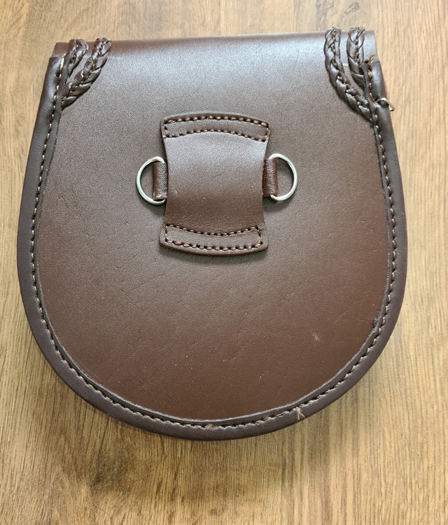 Brown & black leather braided sporran with pin lock