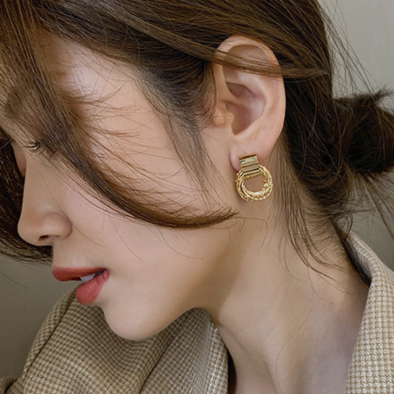 Retro Metallic Gold Color Multiple Small Circle Pendant Earrings