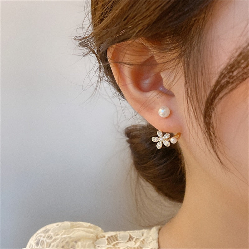 Korean Light Luxury Imitation Pearl Flower Pendant Crystal Earrings