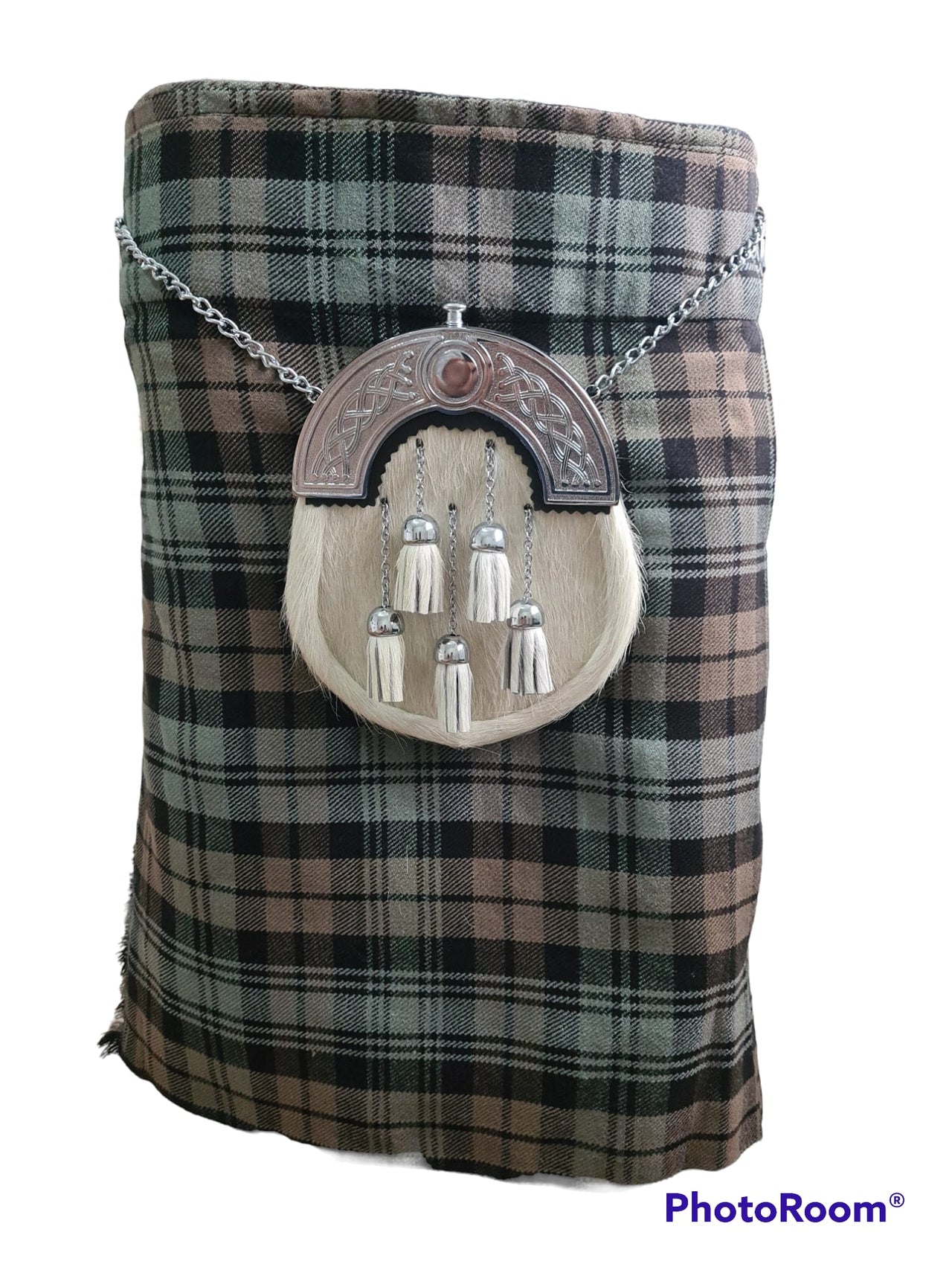 Black Watch Weathered Scottish Traditional 5 Yard Tartan Kilt outfit + Celtic Double Embossed leather Sporran + Kilt Pin + Kilt Belt