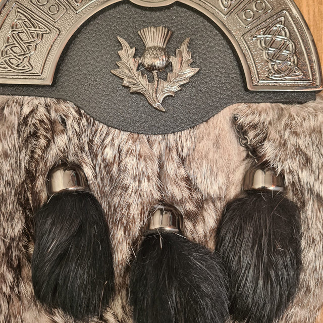 Thistle Badge Grey Rabbit Fur Antique Finish Scottish Men Full Dress Kilt Sporrans