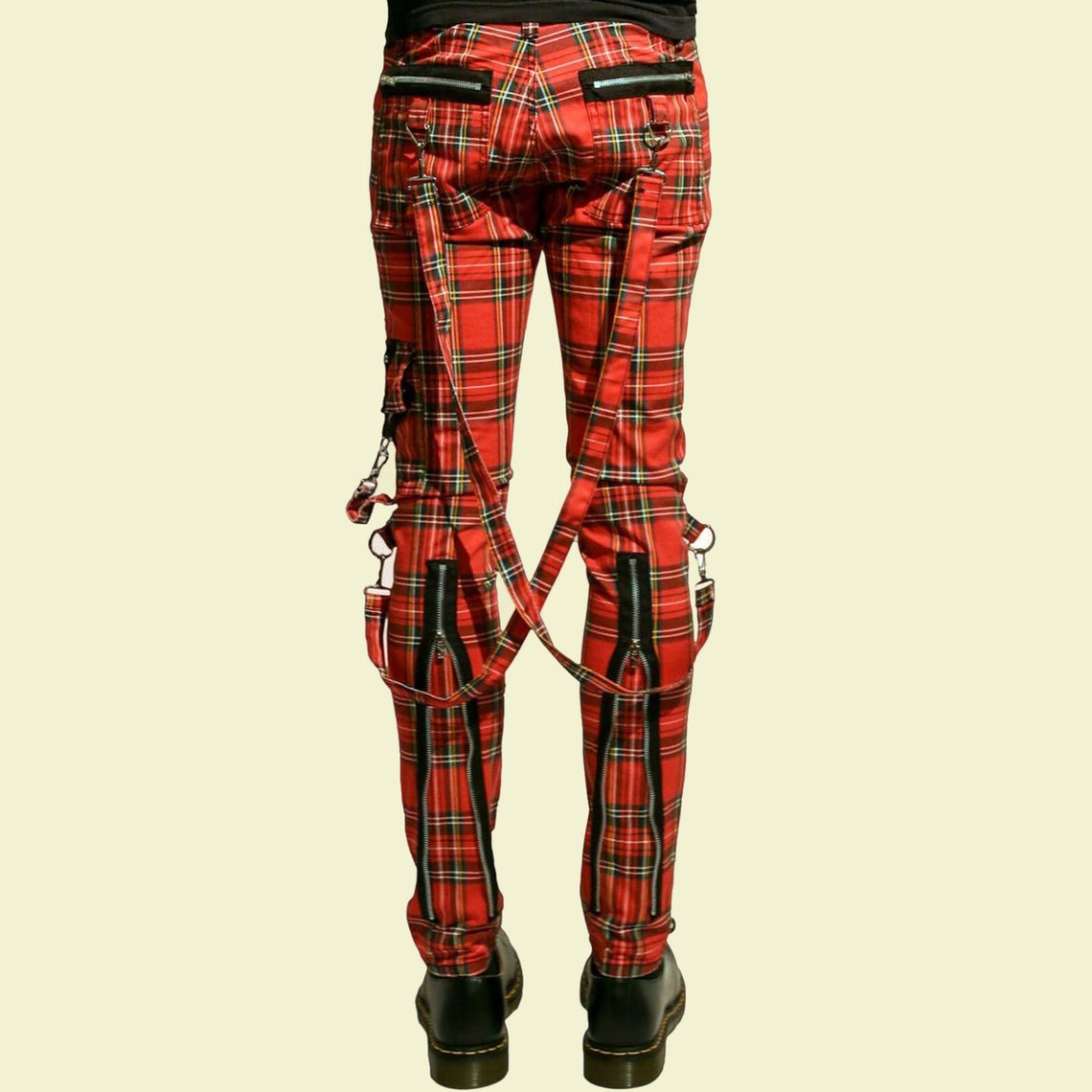 Plaid store chaos pants