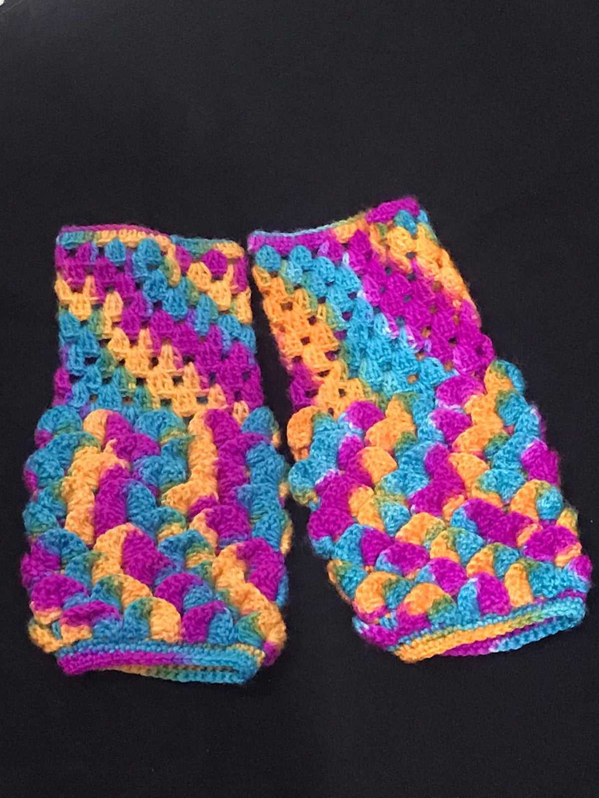 Pure Handmade knitted / Crochet Gauntlets Lady Fashion Fingerless Gloves / Mitten Multi Colour