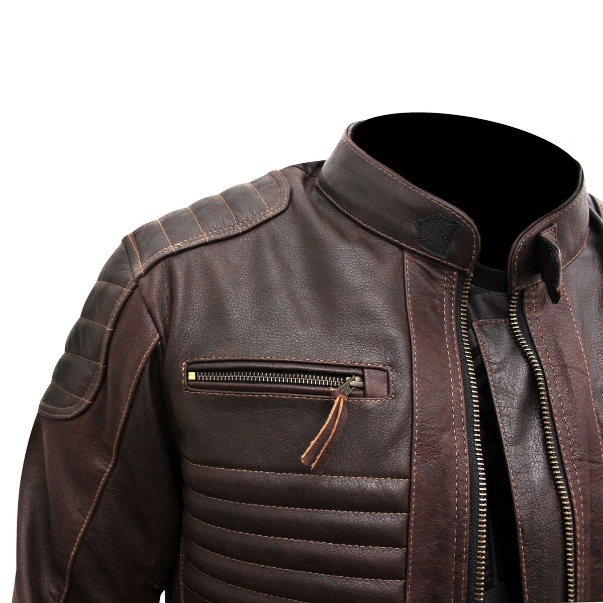 Close-up armour: “CE armour in shoulders and elbows – detail”